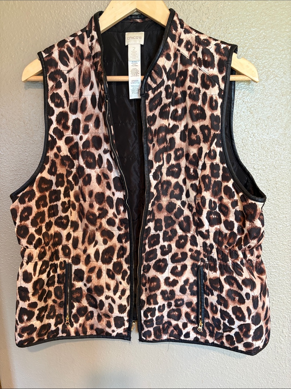 Chico's Leopard-Print Quilted Vest with Faux Leather Trim size 2 (12-14)